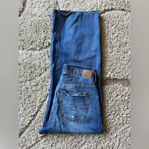 American Eagle Outfitters Dark skater jeans